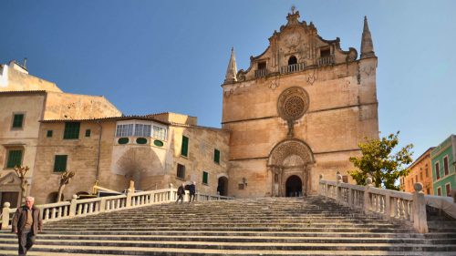 Felanitx church and long walk up the steps