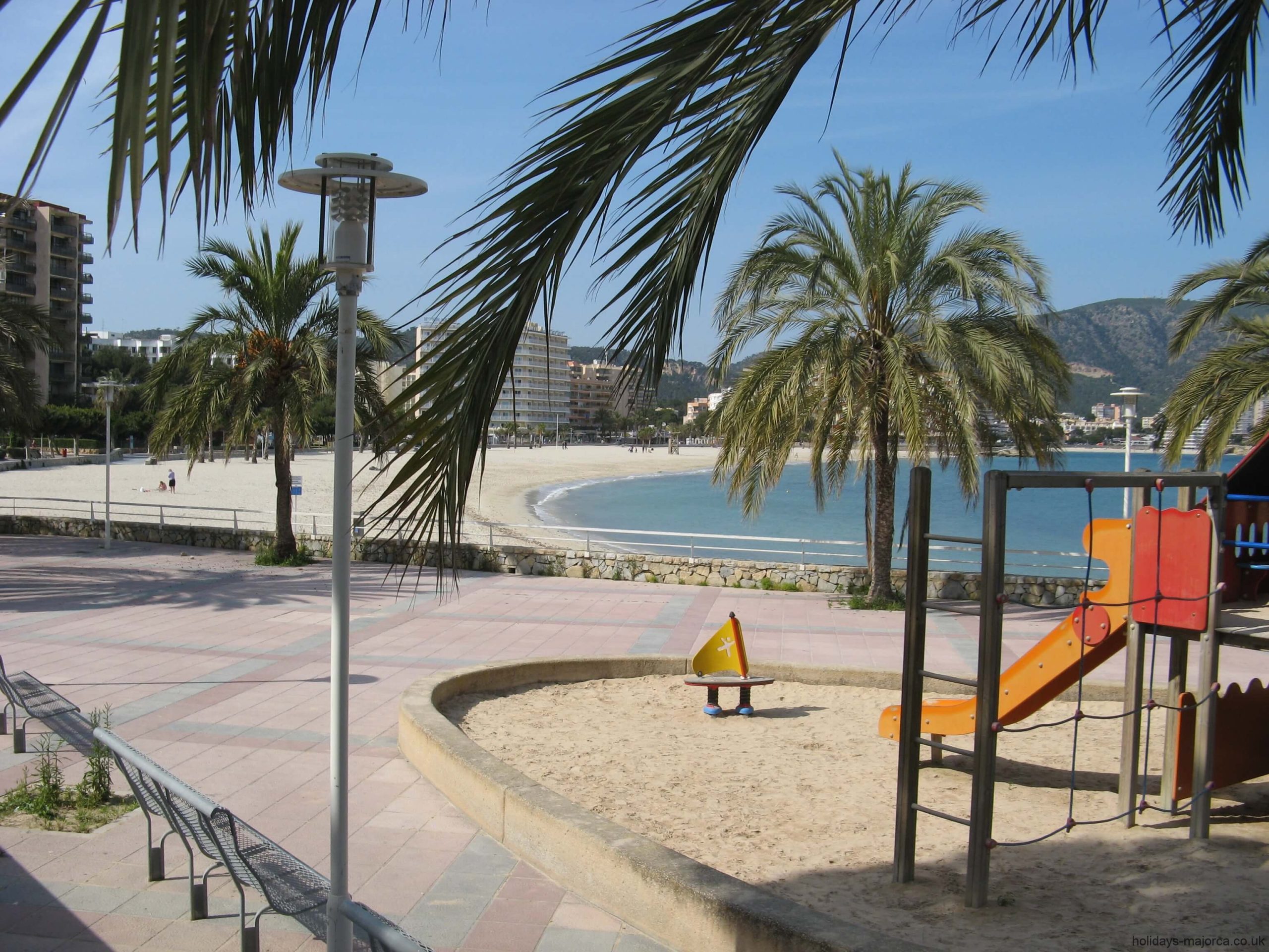 Palma Nova beach and play park