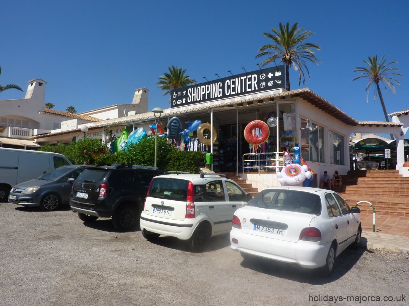 Cales de Mallorca shopping center